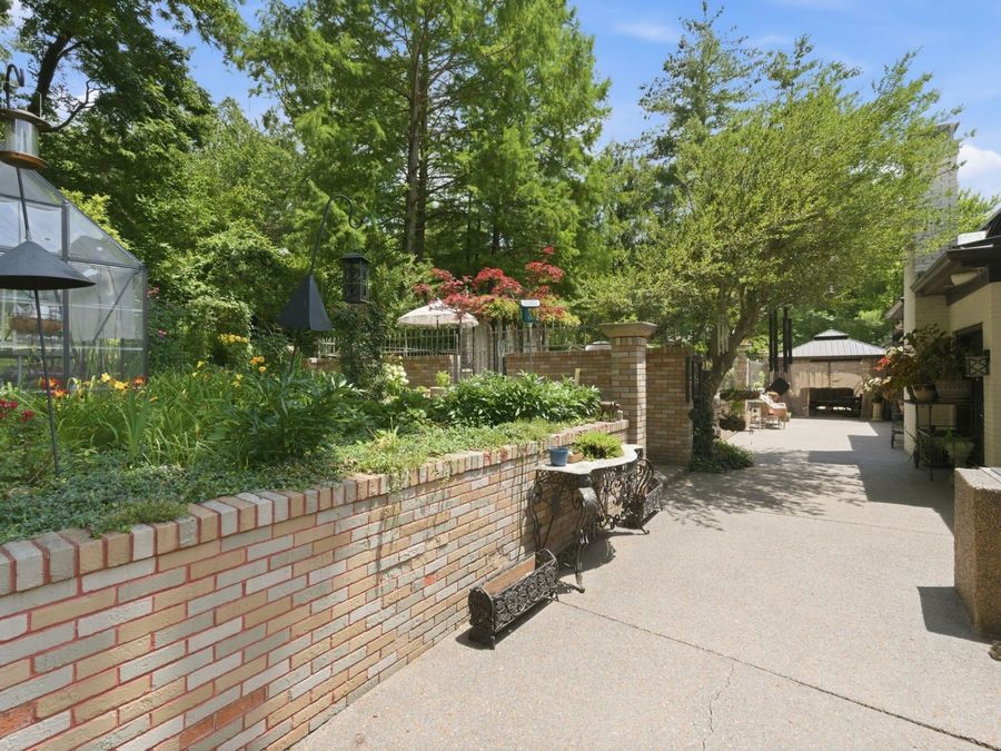 Property Image 64