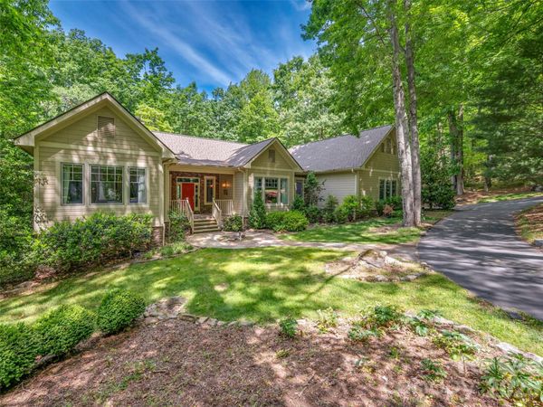 110 Little Cherokee Ridge , Hendersonville, NC 28739