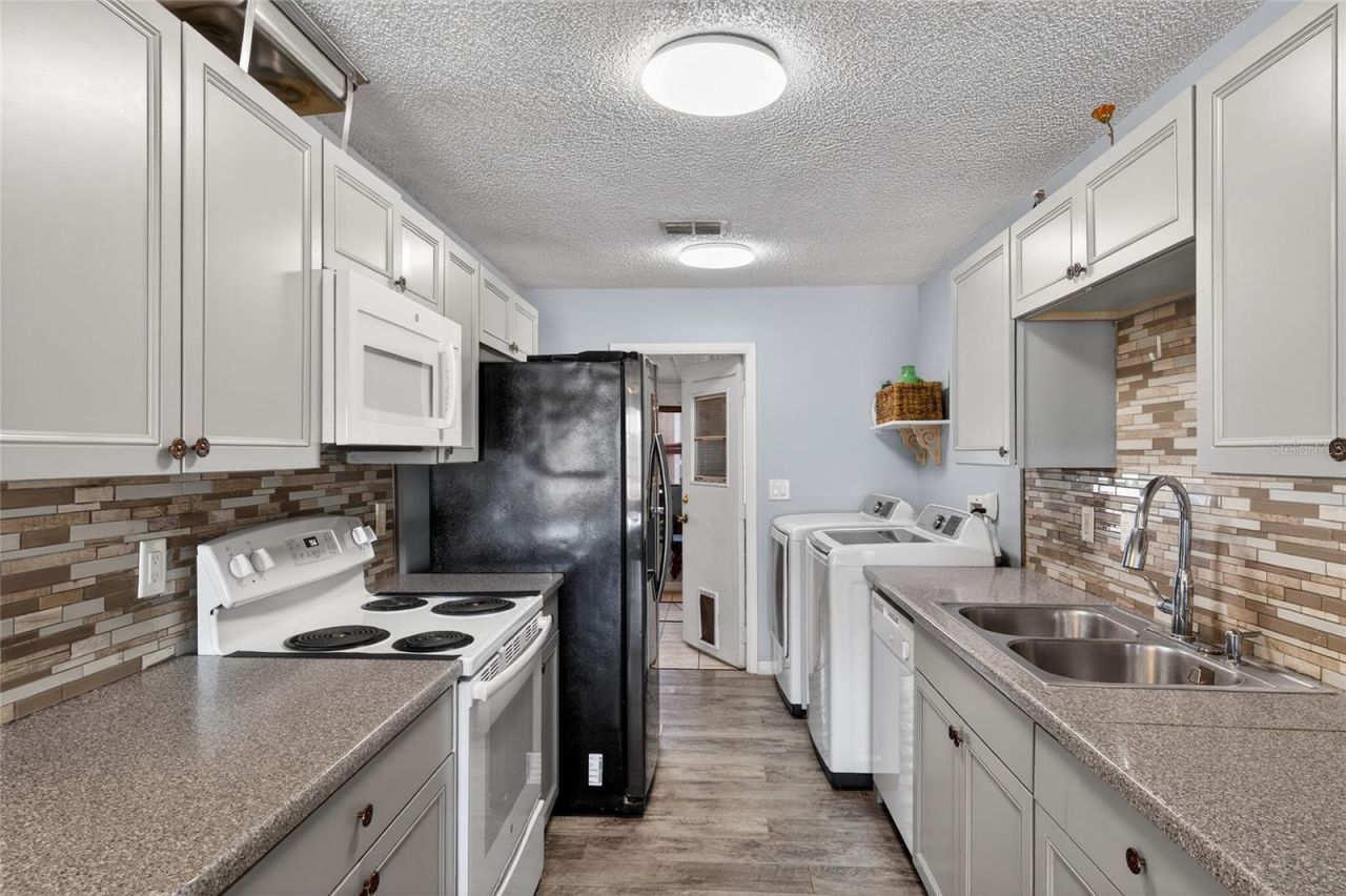 622 Ridge Terrace , Winter Haven, FL 33881 Photo