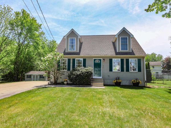 4 Gambia Street, Hudson, NH 03051