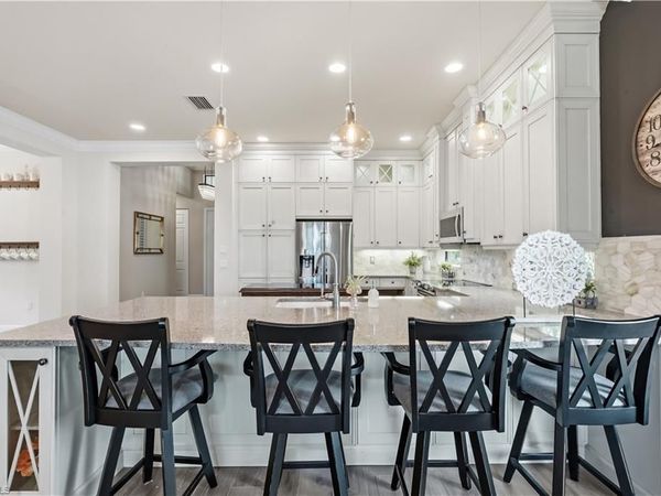 2870 Cinnamon Bay CIR NW, NAPLES, FL 34119