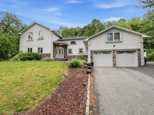 51 Cannonball Rd, Wanaque, NJ 07465