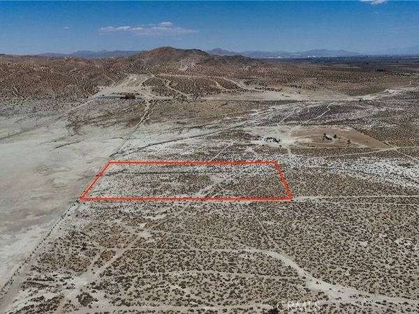 737 Linson (NEAR) Street, El Mirage, CA 92301