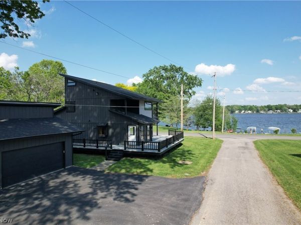 1652 Jersey Street , Lake Milton, OH 44429