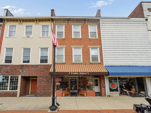 110 W Main Street, Circleville, OH 43113