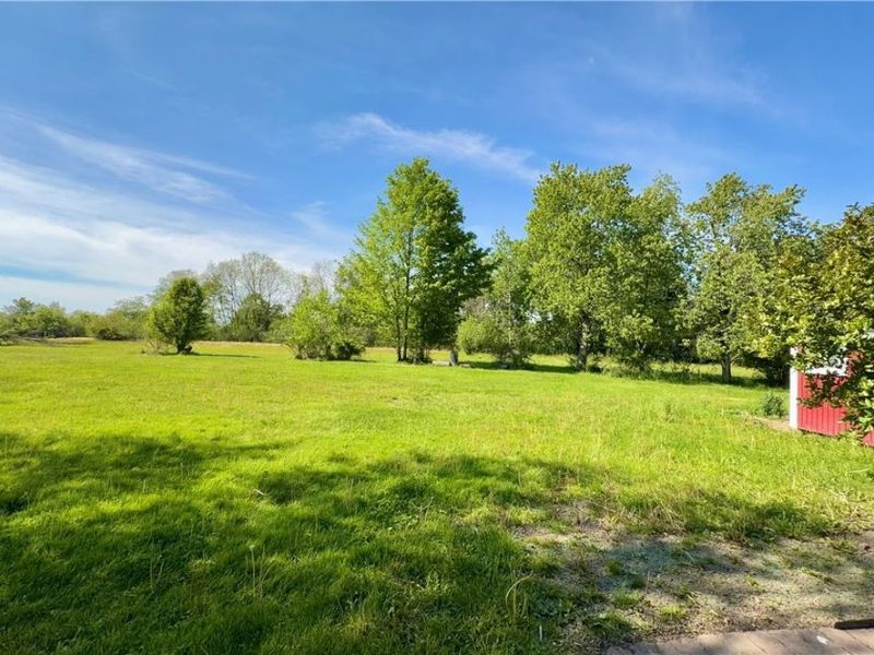11379 Woodiebrook Road, Chardon, OH 44024 Photo 5
