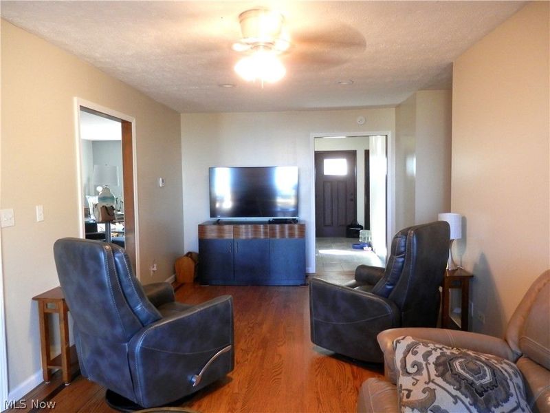 33091 Lake Shore Boulevard, Eastlake, OH 44095 Photo 15