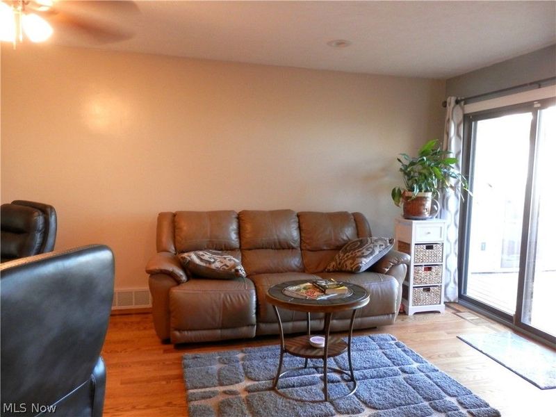 33091 Lake Shore Boulevard, Eastlake, OH 44095 Photo 16