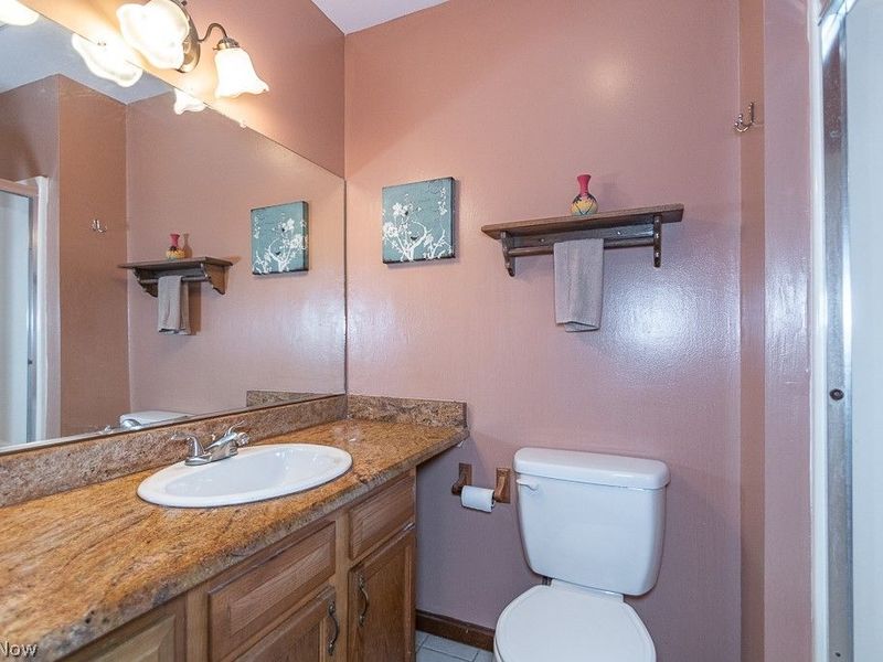 33091 Lake Shore Boulevard, Eastlake, OH 44095 Photo 23