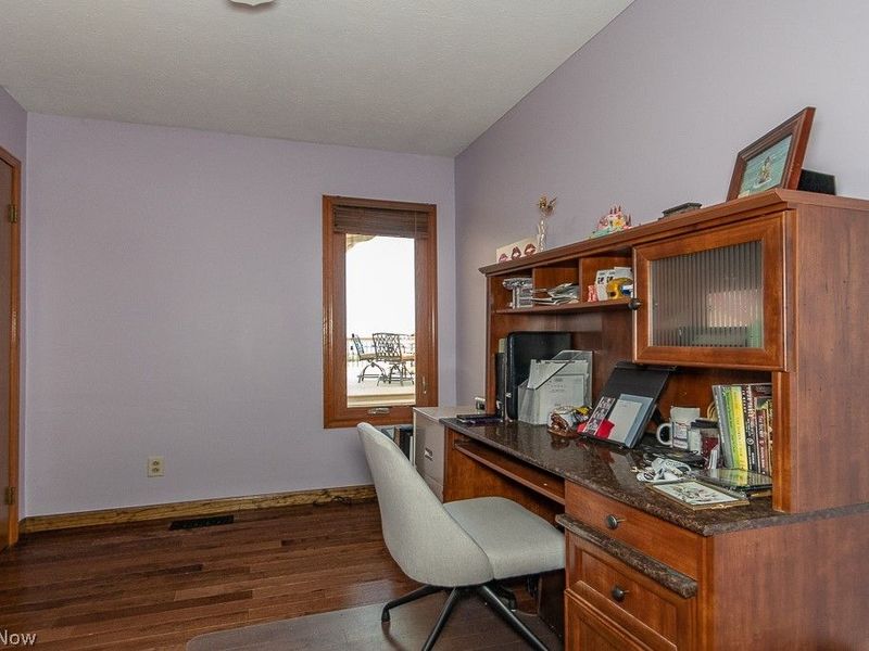 33091 Lake Shore Boulevard, Eastlake, OH 44095 Photo 30