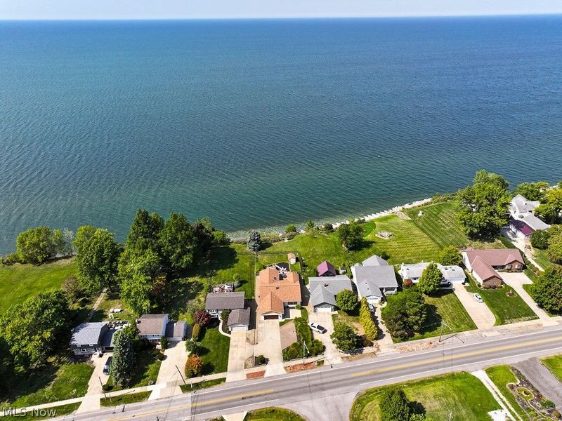 33091 Lake Shore Boulevard, Eastlake, OH 44095 Photo 38