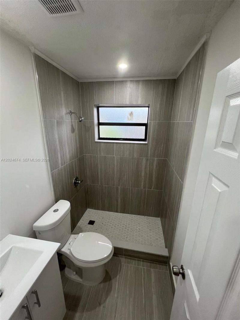 813 SW 29th St, Fort Lauderdale, FL 33315 Photo