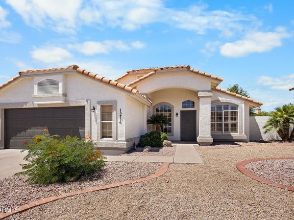 1214 E BEVERLY Lane, Phoenix, AZ 85022