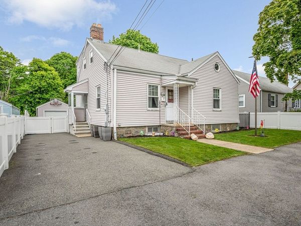 11 Otis St, Lynn, MA 01904