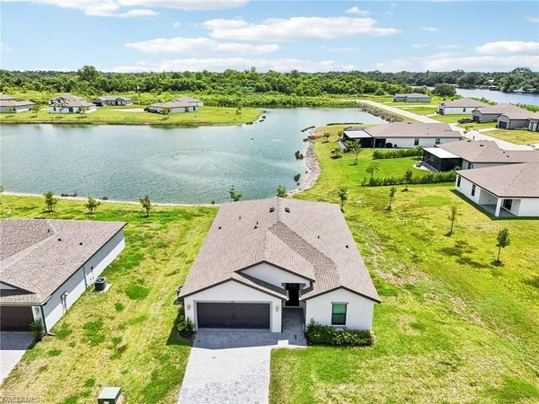 835 Gen D Macarthur AVE, LABELLE, FL 33935