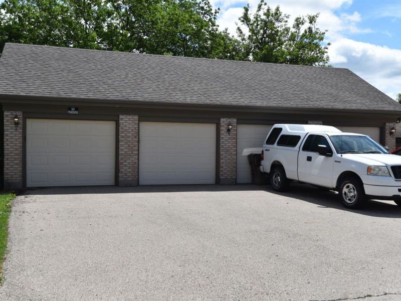 7767 Brams Hill Drive, Washington Township, OH 45459 Photo 5
