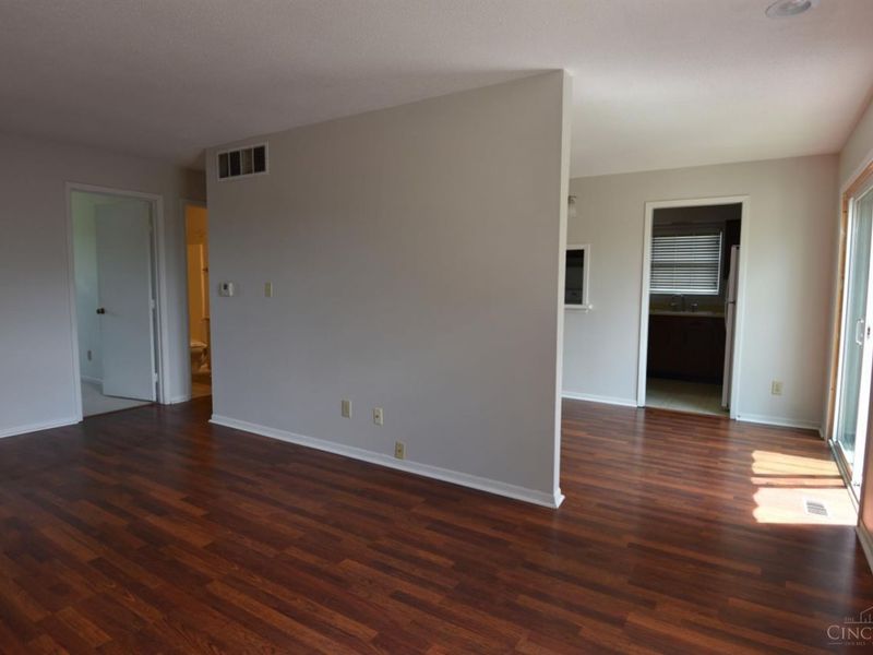 7767 Brams Hill Drive, Washington Township, OH 45459 Photo 8
