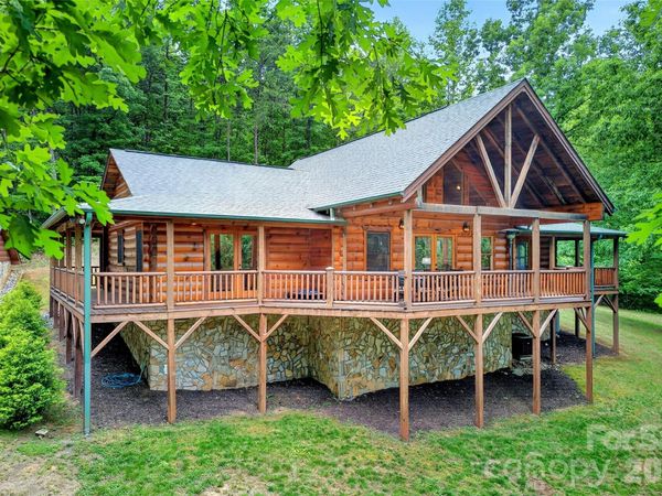 34 Waterfall Drive , Marion, NC 28752