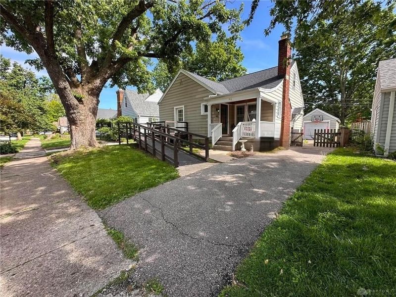 812 Buckingham Road, Kettering, OH 45419 Photo 2