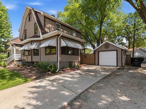 313 N Lincoln Avenue, Beaver Dam, WI 53916
