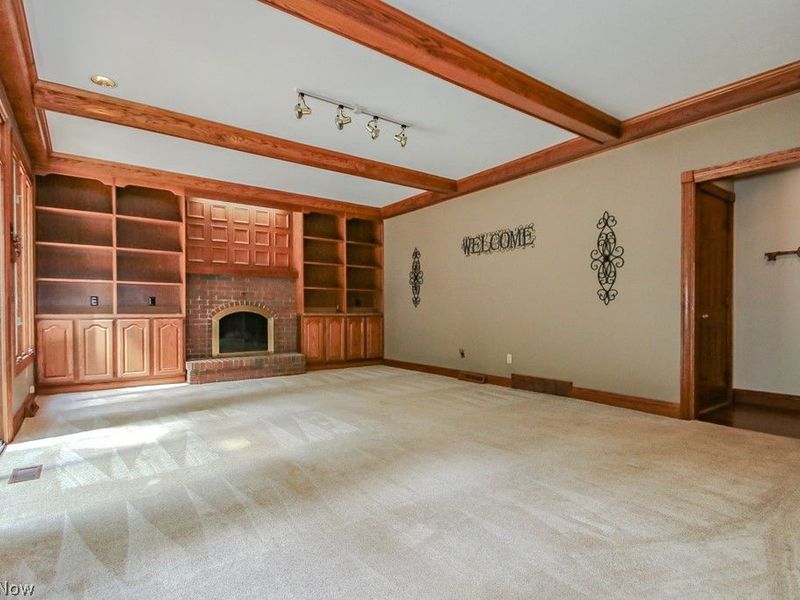 9323 Regency Woods Drive, Kirtland, OH 44094 Photo 17