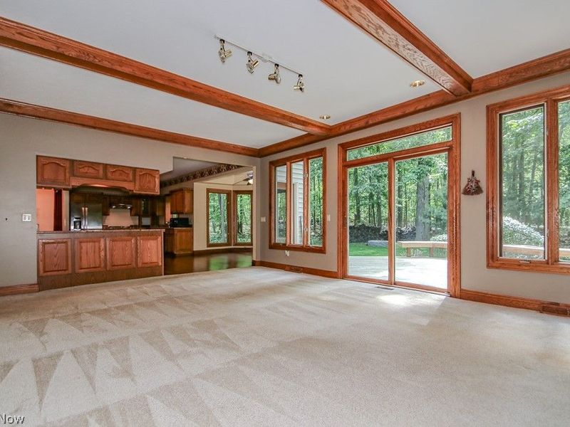 9323 Regency Woods Drive, Kirtland, OH 44094 Photo 18