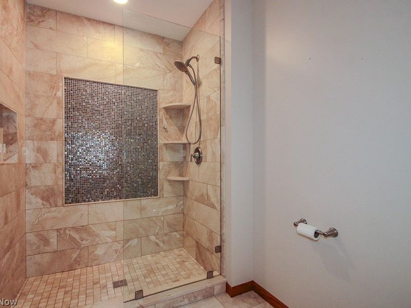 9323 Regency Woods Drive, Kirtland, OH 44094 Photo 33