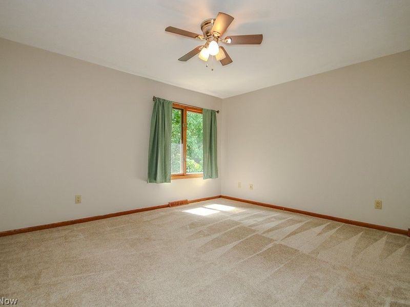 9323 Regency Woods Drive, Kirtland, OH 44094 Photo 34