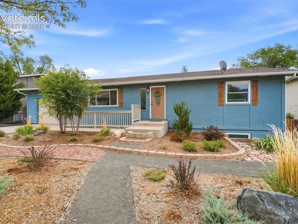743 Manitou Boulevard, Colorado Springs, CO 80904