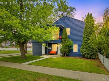 17128 Cicotte Avenue, Allen Park, MI 48101