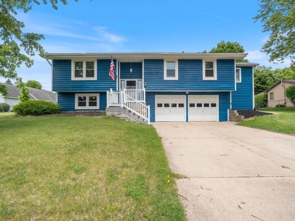 608 Lake John Circle, Winona Lake, IN 46590