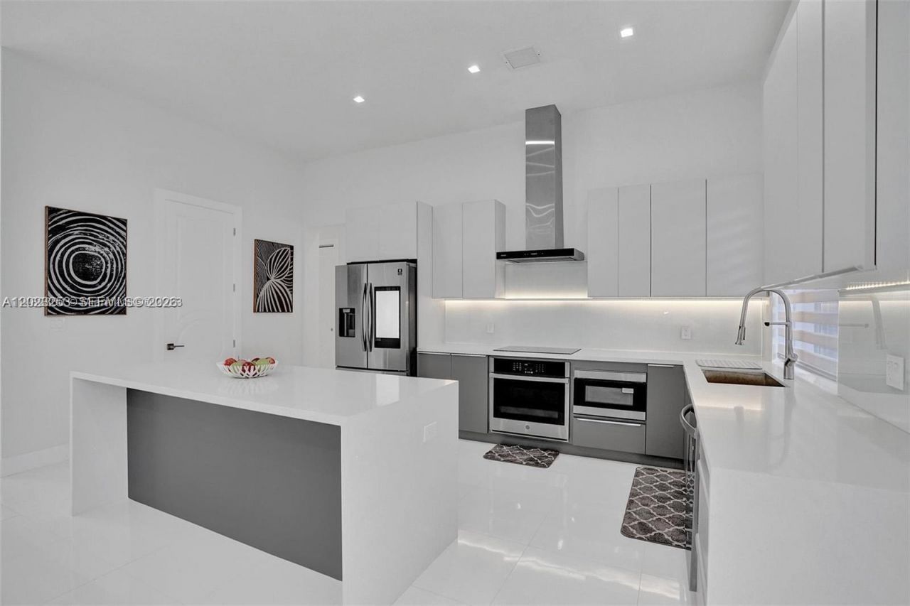 1759 SW 30th Pl , Fort Lauderdale, FL 33315 Photo