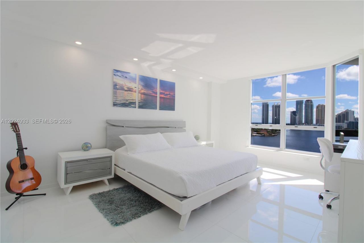 3600 Mystic Pointe Dr, Unit 1115, Aventura, FL 33180 Photo