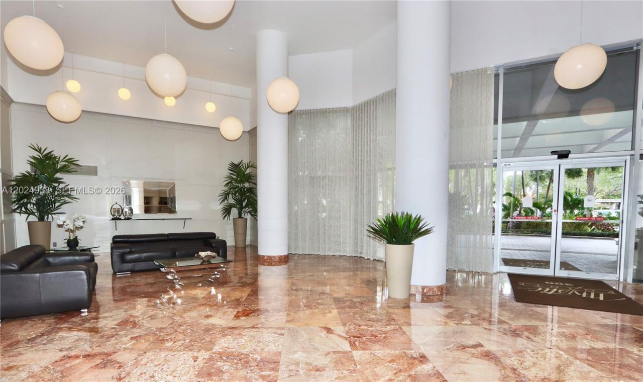 3600 Mystic Pointe Dr, Unit 1115, Aventura, FL 33180 Photo
