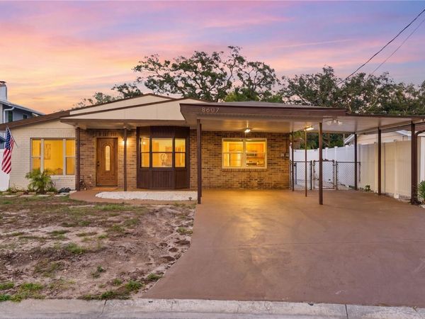 8607 MAY CIRCLE, TAMPA, FL 33614