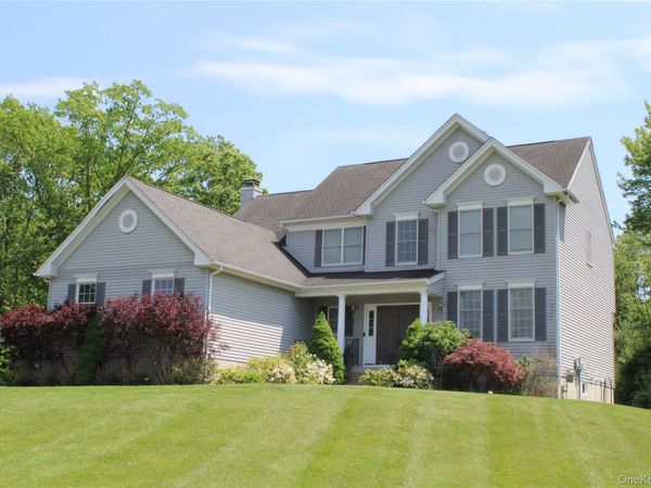 10 Doolin Court , Wappingers Falls, NY 12590