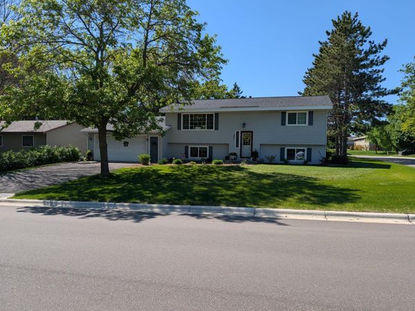 251 Highland Street W, Annandale, MN 55302