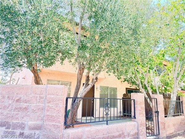 1757 E Rochelle Avenue, Unit 1, Las Vegas, NV 89119