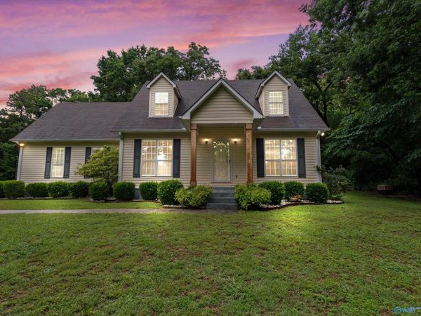 1744 Low Gap Road, New Hope, AL 35760