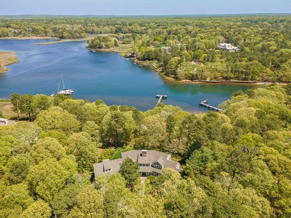476 Baxters Neck Rd, Barnstable, MA 02648