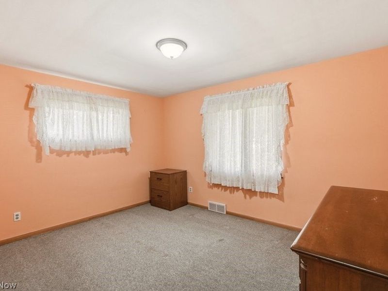 6524 Charles Road, North Olmsted, OH 44070 Photo 22
