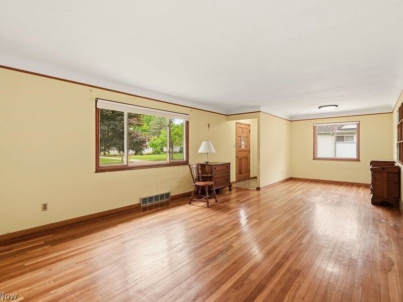 6524 Charles Road, North Olmsted, OH 44070 Photo 6