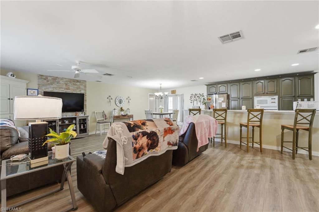 1385 Pine Ave , North Fort Myers, FL 33917 Photo