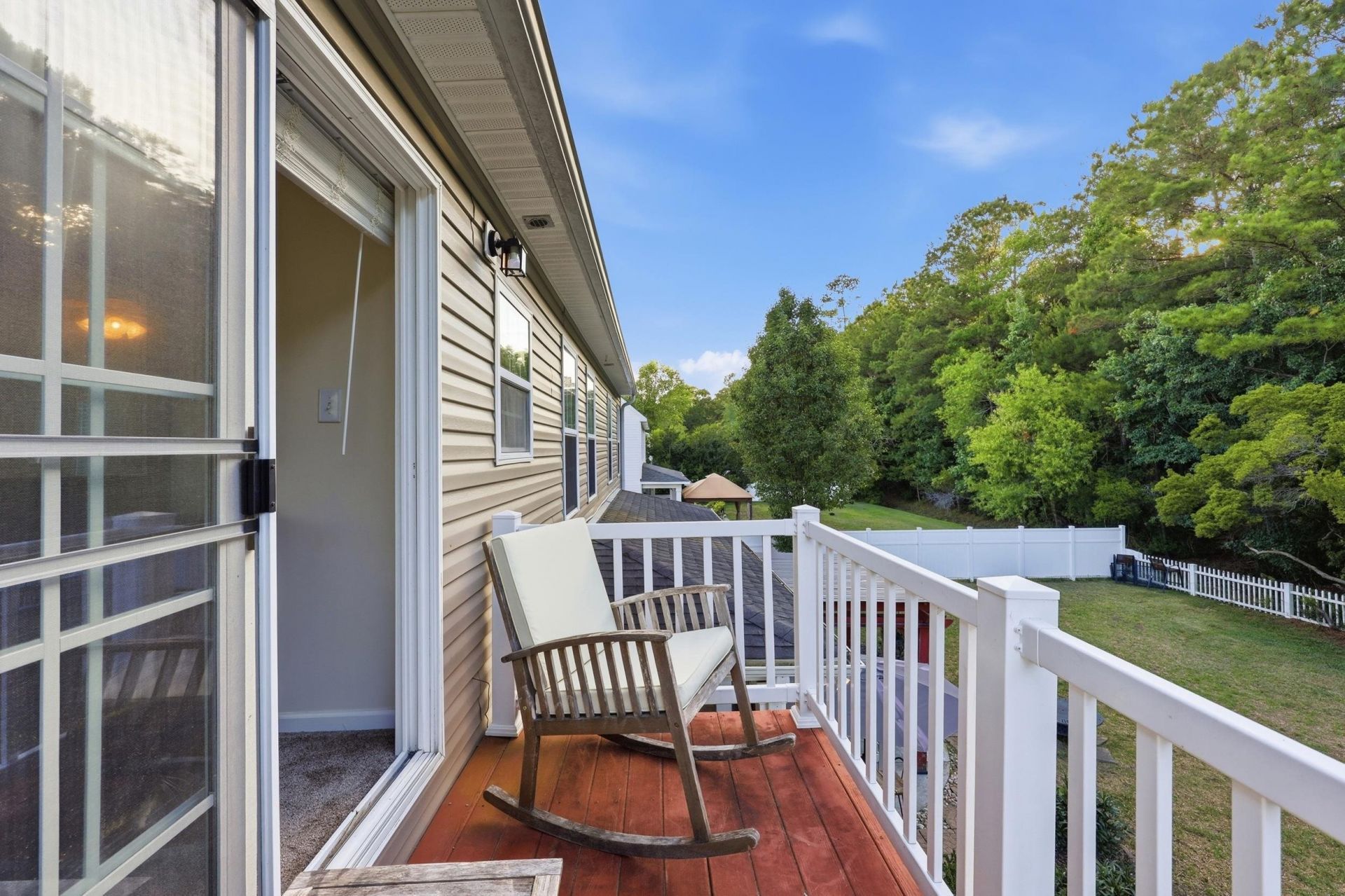 3955 Camden Dr. Photo 29