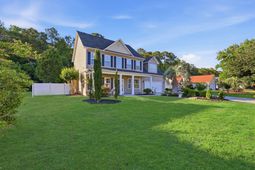 3955 Camden Dr. photo 4