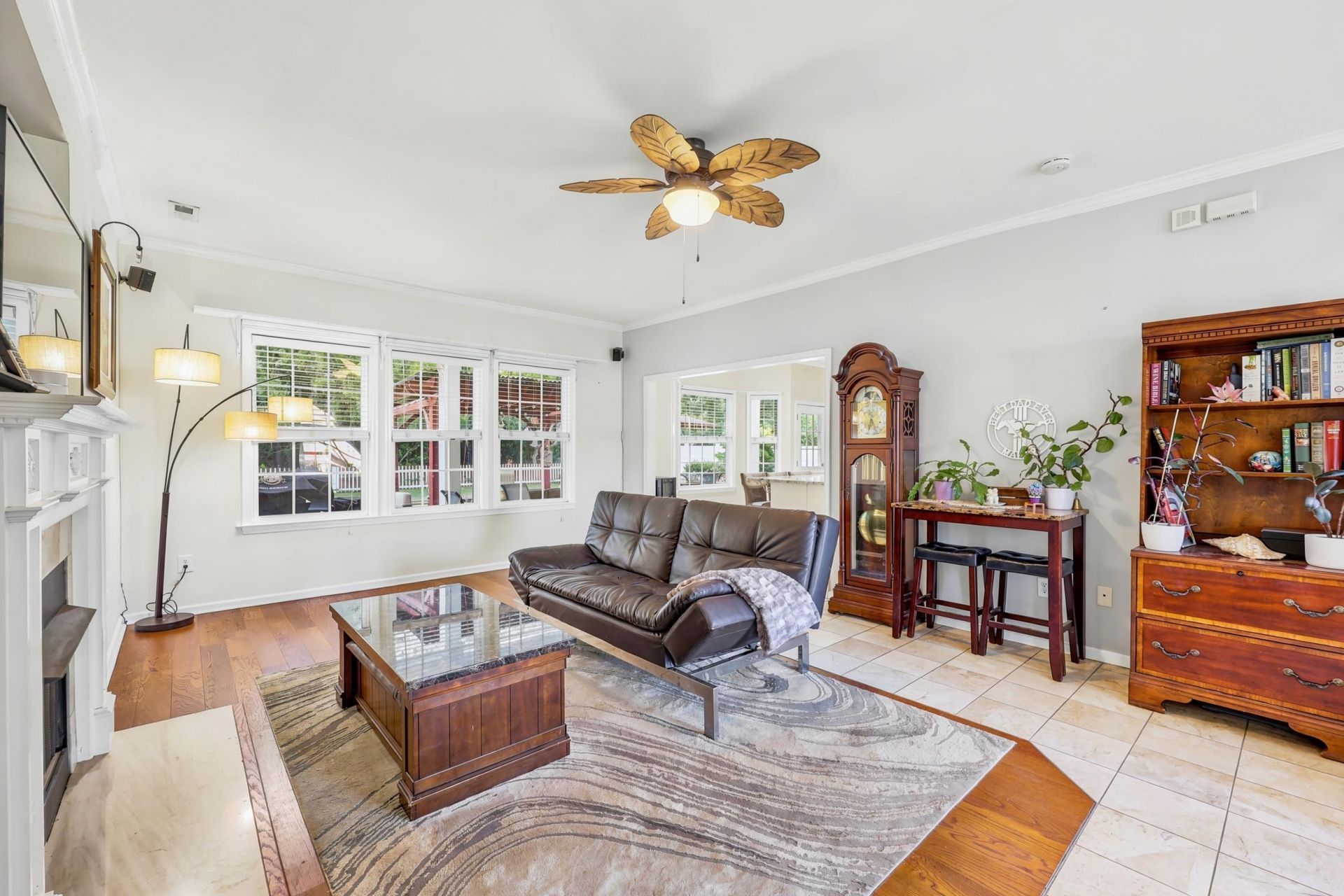3955 Camden Dr. Photo 8