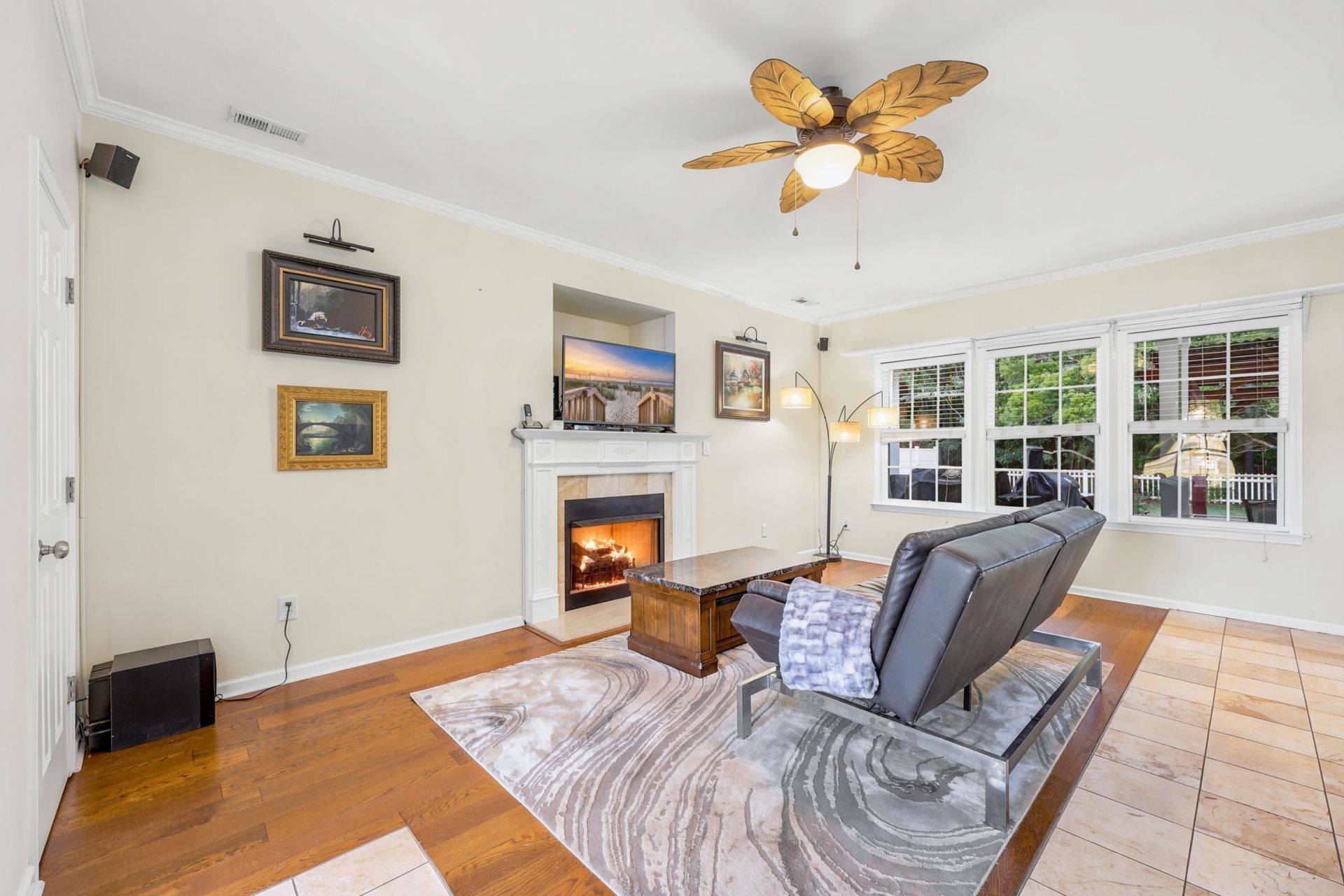 3955 Camden Dr. Photo 9