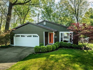 6250 Woodmoor Avenue NW, Canton, OH 44718