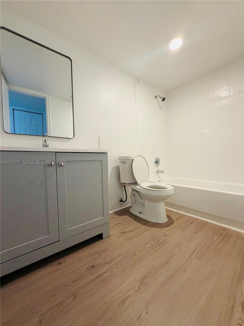 351 NW 42nd Ct, Unit 205, Pompano Beach, FL 33064 Photo