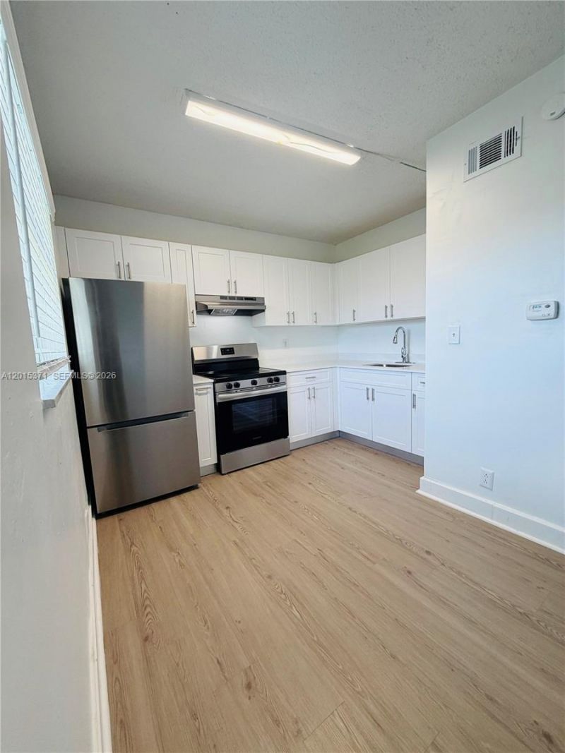 351 NW 42nd Ct, Unit 205, Pompano Beach, FL 33064 Photo